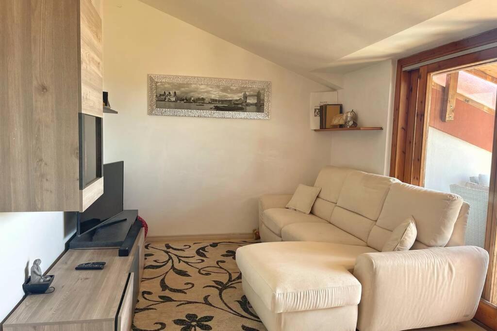 Ferienwohnung Relax Sea View Attic Quartu SantʼElena Exterior foto
