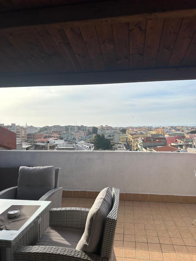 Ferienwohnung Relax Sea View Attic Quartu SantʼElena Exterior foto